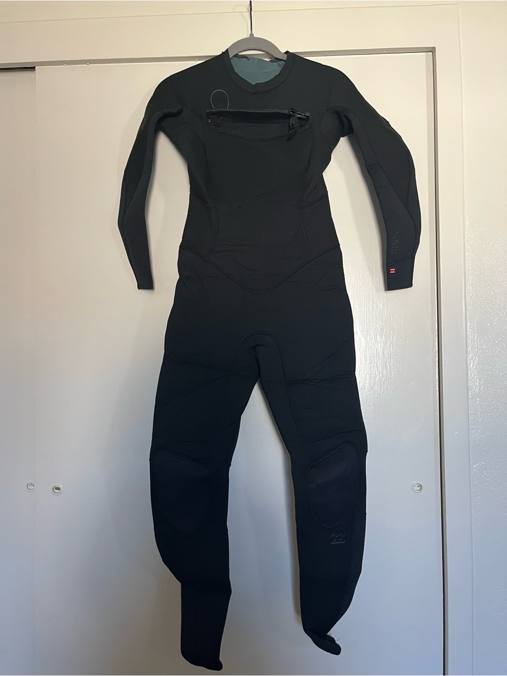 Billabong furnace synergy hooded wetsuit 5/4mm